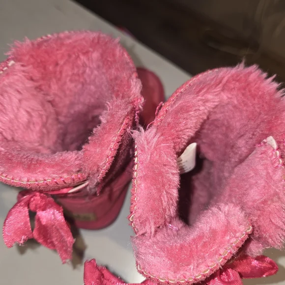 Warm Fuchsia Kids Boots - Picture 2 of 9